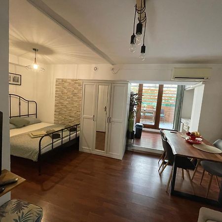 Apartma Ella Koper Eksteriør bilde